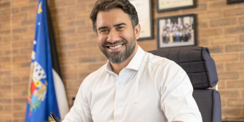 Dimensões personalizadas 816x459 px 1