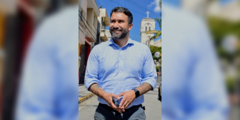 Dimensões personalizadas 816x459 px