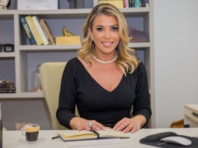 Cláudia Angélica Martinez