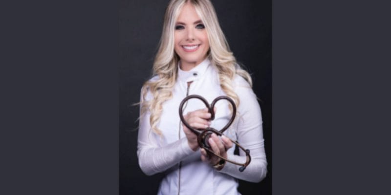 Gestores da saúde: como os enfermeiros transformam o combate às infecções 17 Nathalia Belletato