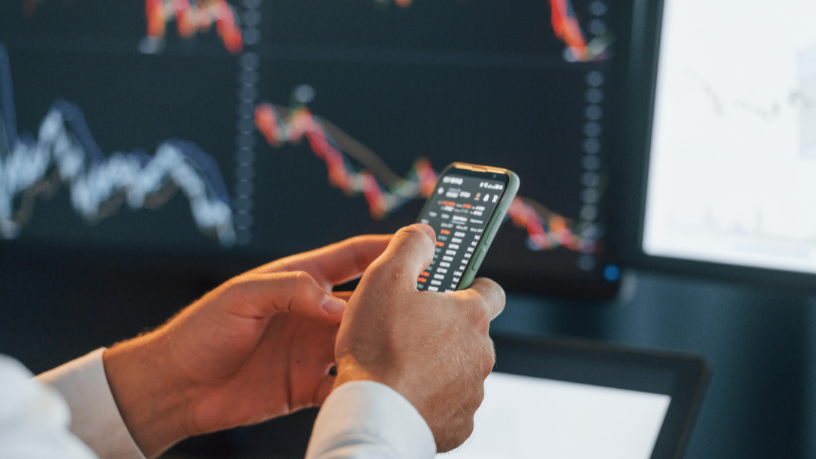 O que o brasileiro comum precisa entender sobre o mercado financeiro para tomar melhores decisões 18 Robson Gimenes Pontes
