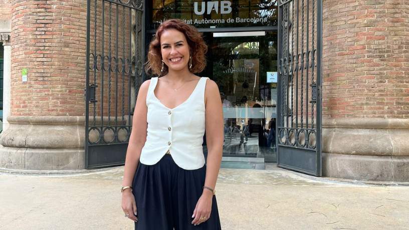 Idade materna e o risco fetal: entenda como a idade da gestante pode impactar a saúde do bebê 18 Entenda com a Dra. Thaline Neves os efeitos da idade da gestante no desenvolvimento e bem-estar fetal.