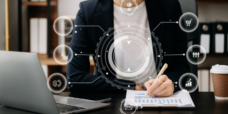 José Henrique Gomes Xavier analisa os principais desafios do governo eletrónico na busca por serviços públicos mais simples e eficientes.