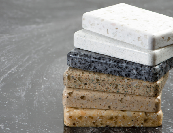 Diohn do Prado apresenta um guia simples para escolher entre mármore e granito de acordo com cada ambiente.