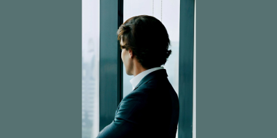 O que separa visão de execução no dia a dia dos negócios, segundo a experiência de Ian dos Anjos Cunha ao comparar o papel do fundador e do gestor.