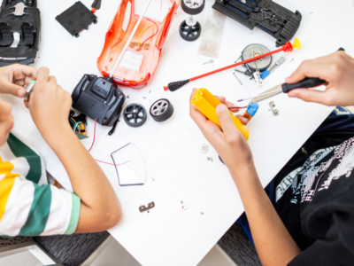 A cultura maker transforma a escola quando a robótica entra no currículo com Gustavo Adolfo Morceli Rodrigues.