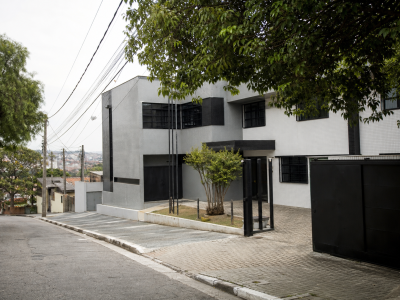 Fachada da Delegacia de Defesa da Mulher de Mogi das Cruzes, no Jardim Santista